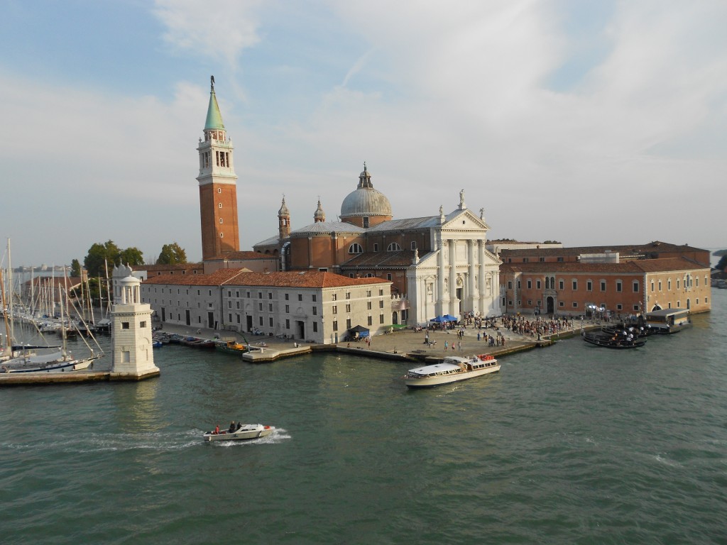 Venice Scenes in The Sardonyx Cup